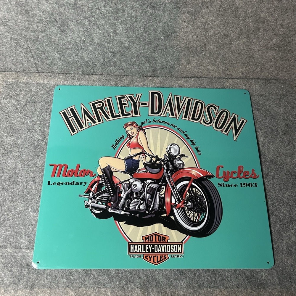 Harley-Davidson Legendary Babe Embossed Die Cut Tin Plate Sign 15"x13" 2008